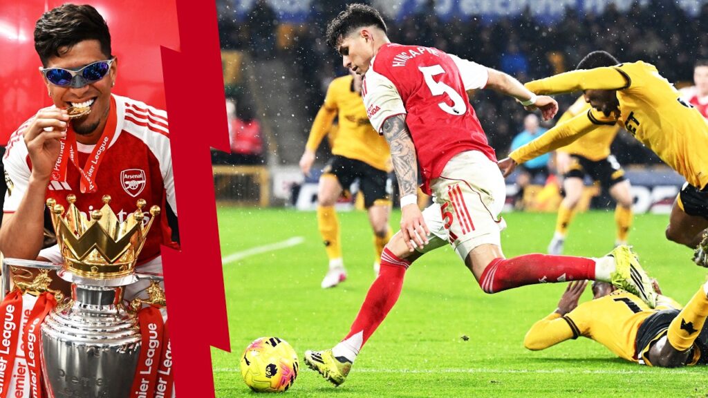 Hincapie feirer Premier League-troféet