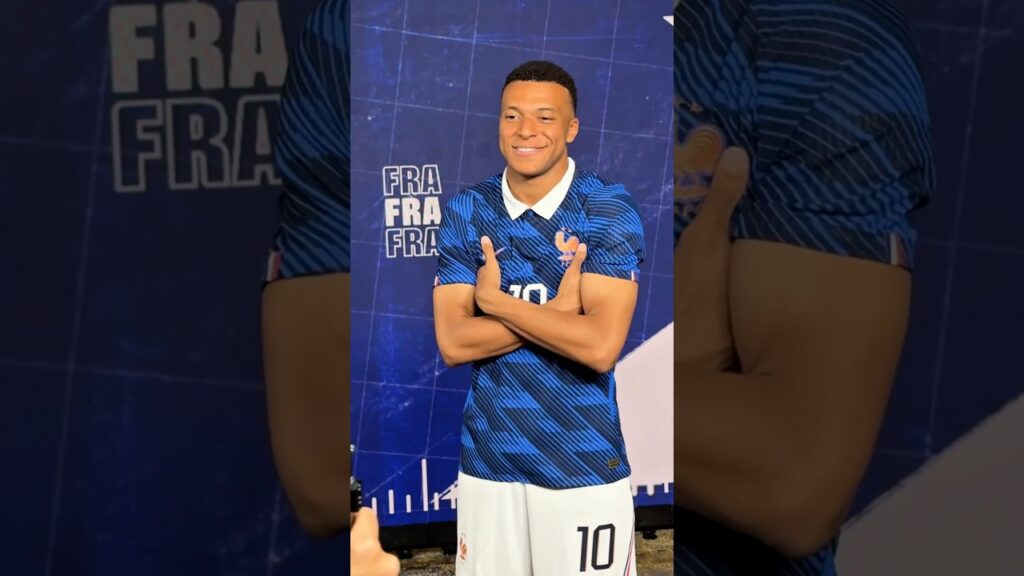 Mbappé deler sine tanker
