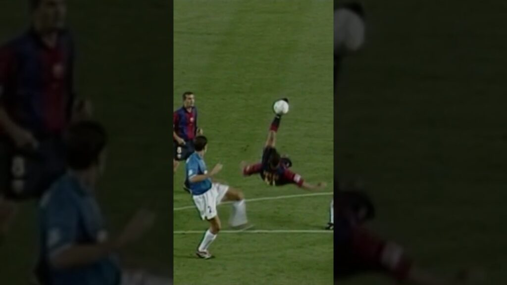 Rivaldo sender forsvareren på feil fot
