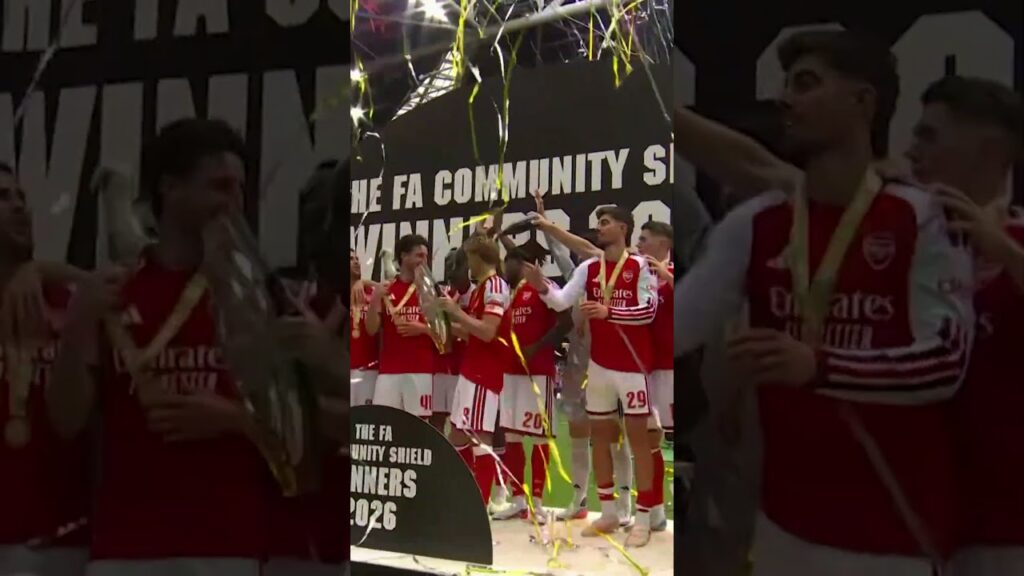 Arsenal feirer FA Community Shield