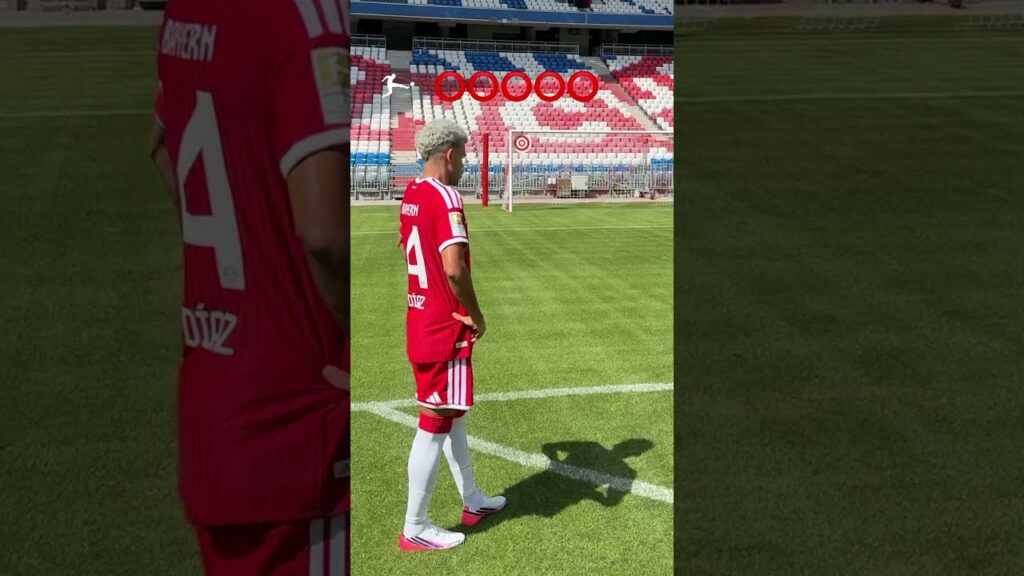Luis Díaz prøver Target Challenge