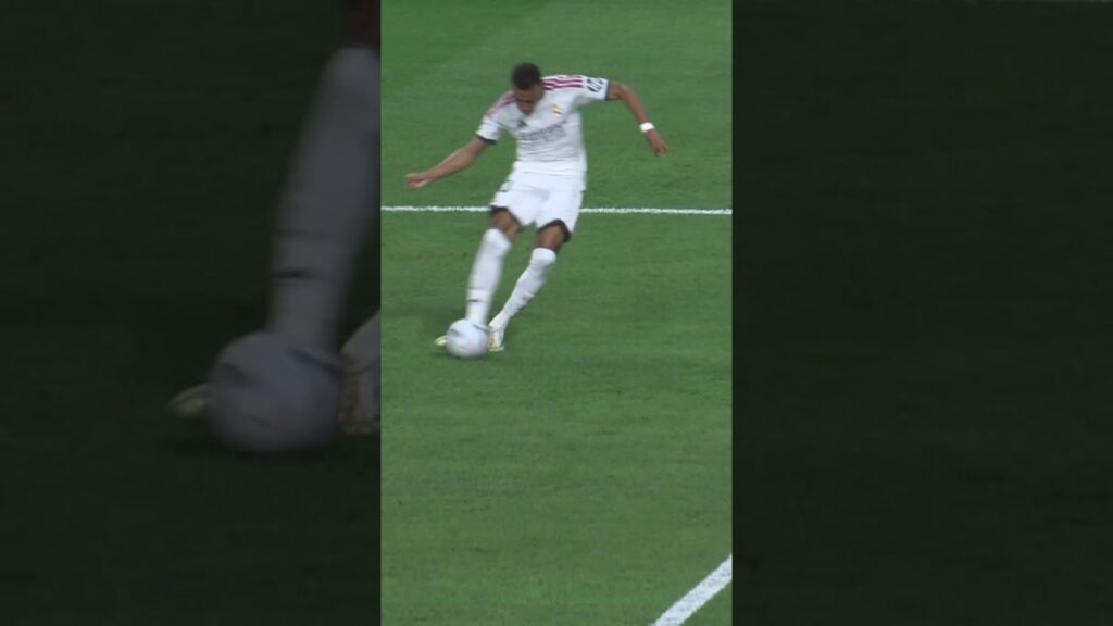 Mbappé banker ballen i krysset
