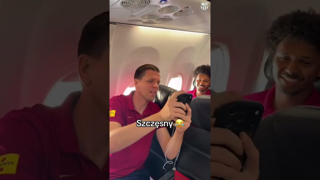 Szczesny ber om bilde med Adeyemi